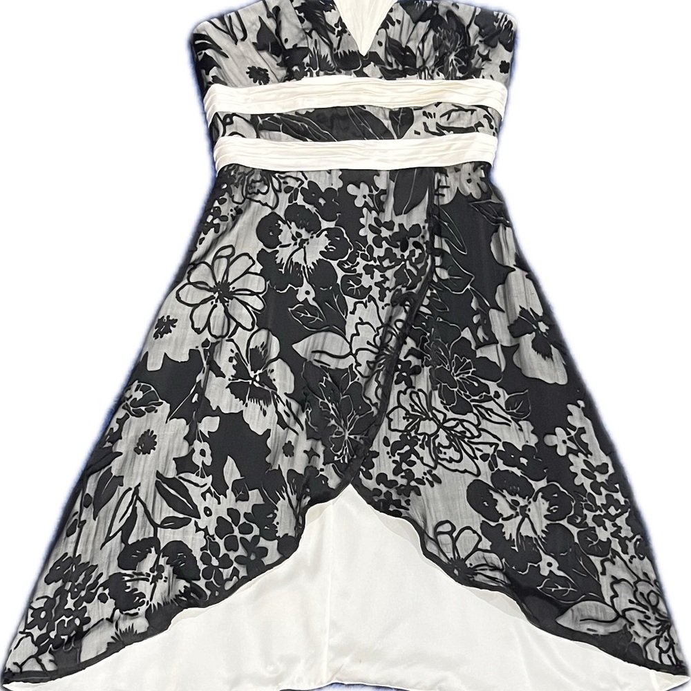 IvaNova Boutique Lace Overlay Strapless Elegant Black and Dress